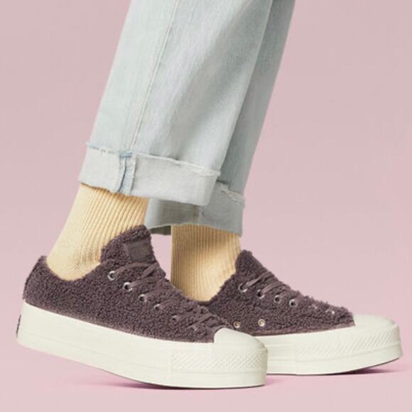 Converse Chuck Taylor All Star Platform Low Cozy Sherpa Purple Ore - Picture 1 of 16
